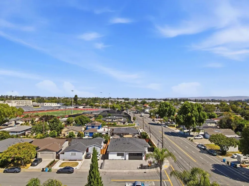 3015 Machado Avenue Santa Clara, CA 95051