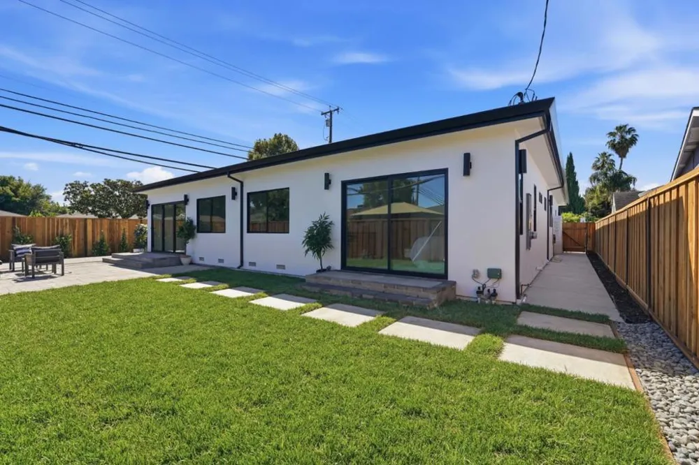 3015 Machado Avenue Santa Clara, CA 95051