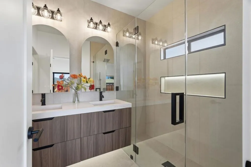 3015 Machado Avenue Santa Clara, CA 95051