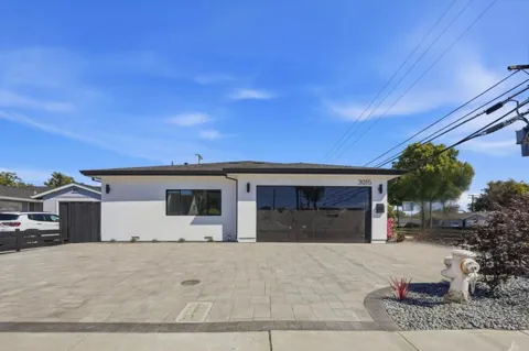 3015 Machado Avenue