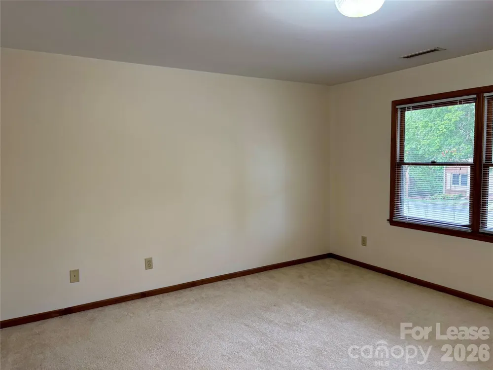 153 Hillcrest Drive Lincolnton, NC 28092