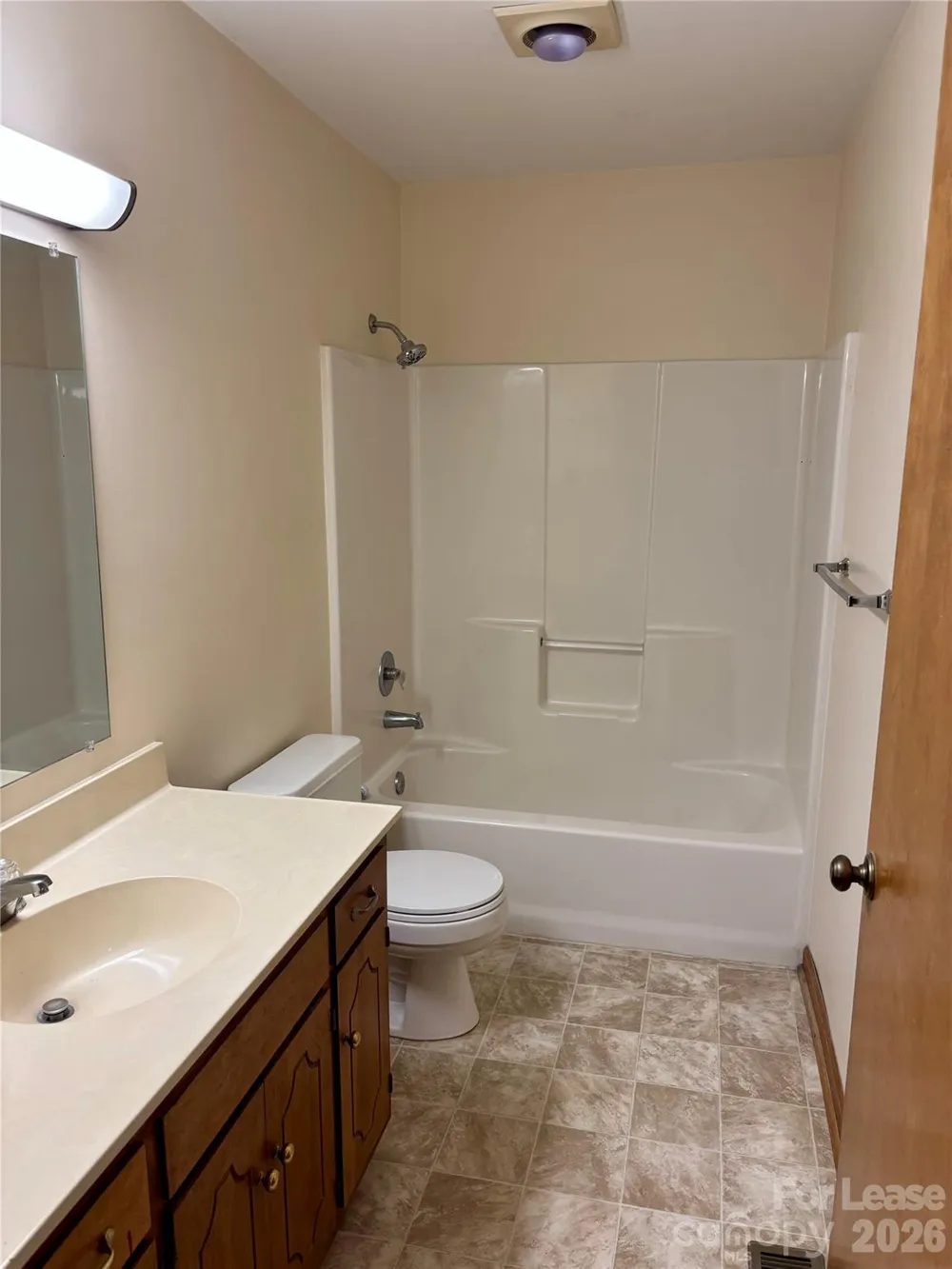 153 Hillcrest Drive Lincolnton, NC 28092
