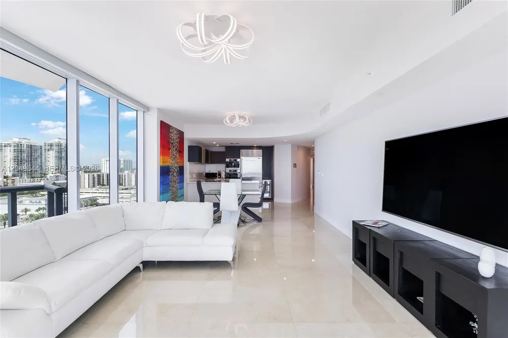 17001 Collins Ave #1401 Sunny Isles Beach, FL 33160