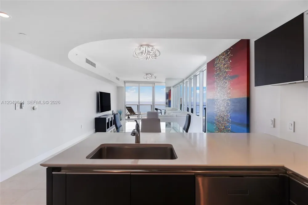 17001 Collins Ave #1401 Sunny Isles Beach, FL 33160