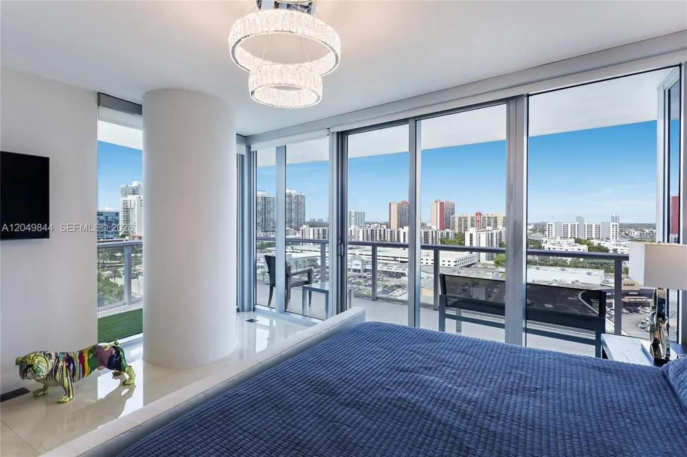 17001 Collins Ave #1401 Sunny Isles Beach, FL 33160