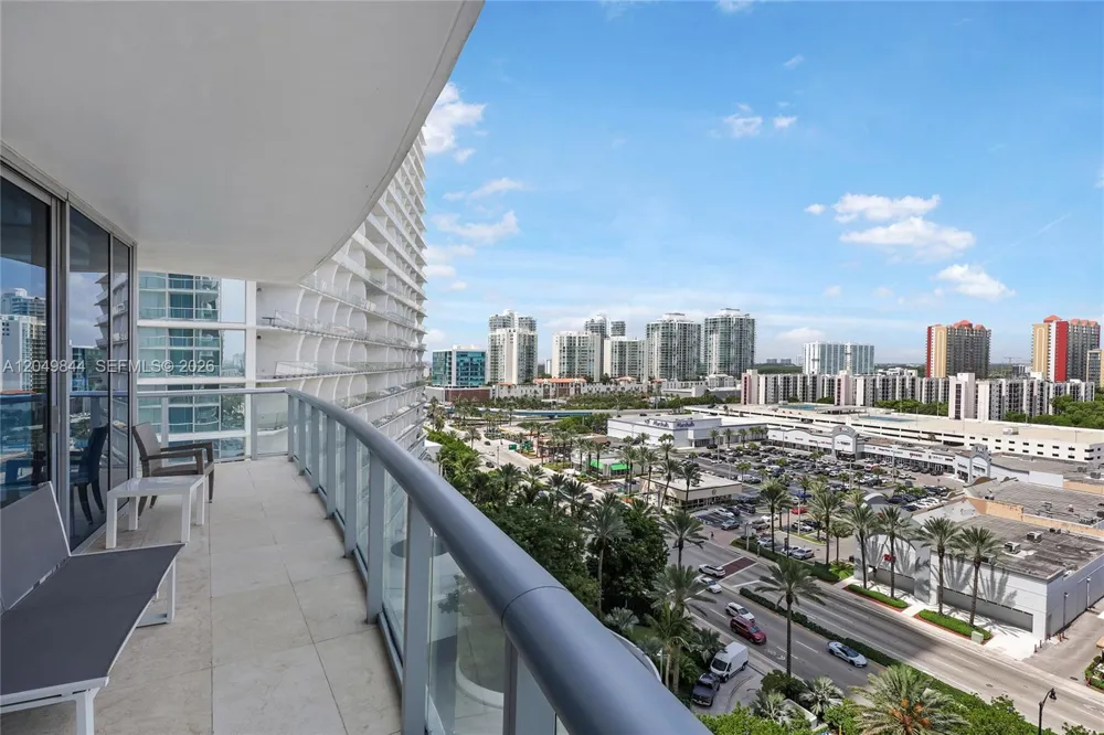 17001 Collins Ave #1401 Sunny Isles Beach, FL 33160