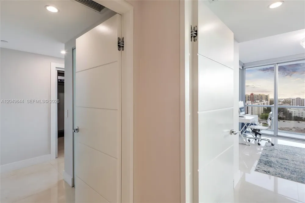 17001 Collins Ave #1401 Sunny Isles Beach, FL 33160