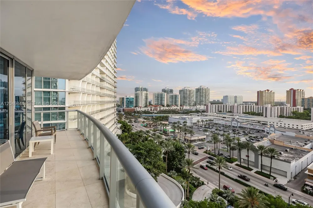 17001 Collins Ave #1401 Sunny Isles Beach, FL 33160