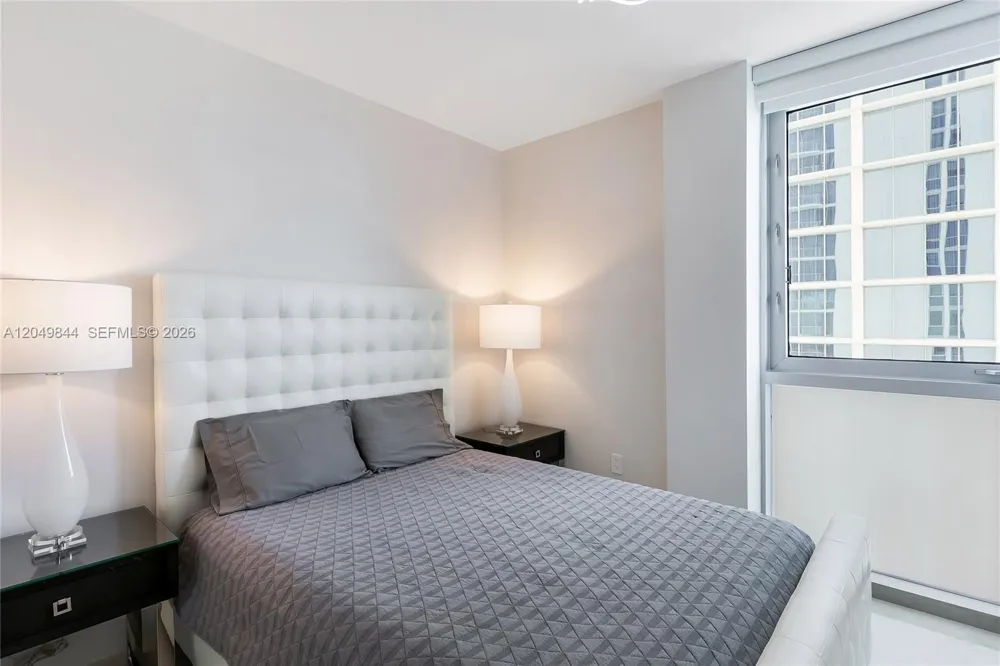 17001 Collins Ave #1401 Sunny Isles Beach, FL 33160
