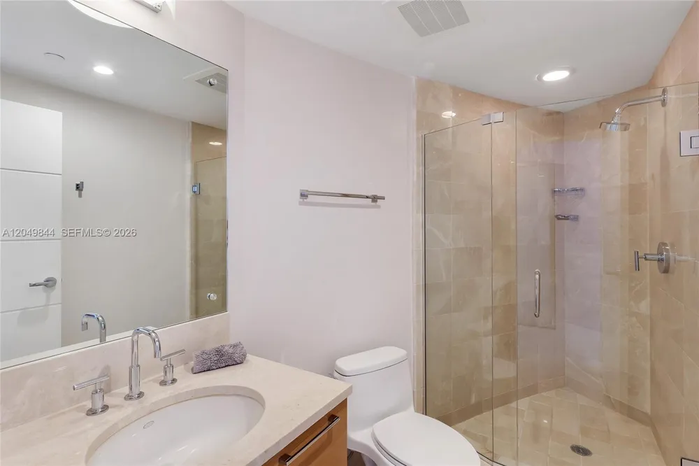 17001 Collins Ave #1401 Sunny Isles Beach, FL 33160