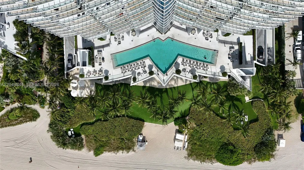 17001 Collins Ave #1401 Sunny Isles Beach, FL 33160