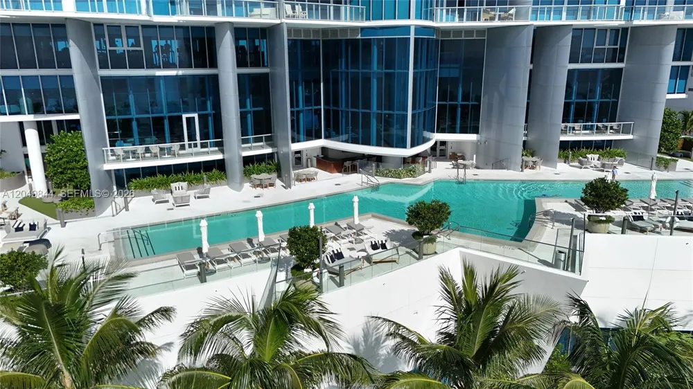 17001 Collins Ave #1401 Sunny Isles Beach, FL 33160