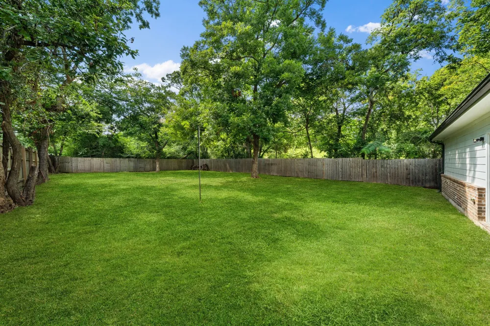 613 Lamar Street Sulphur Springs, TX 75482