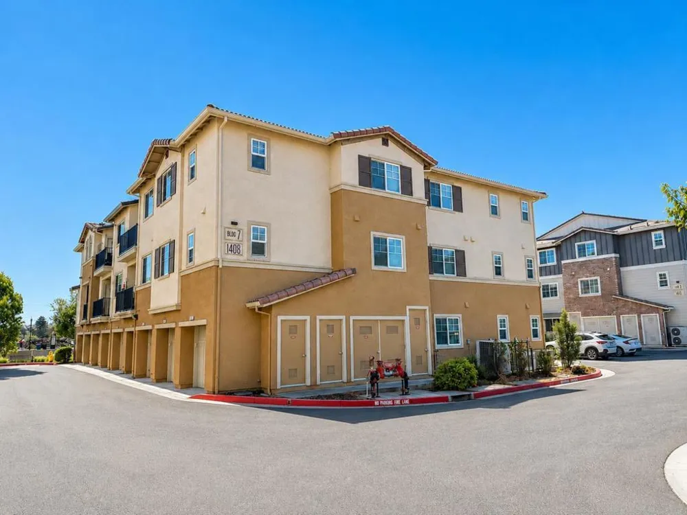 1408 Mauro Pietro Drive #202 Petaluma, CA 94954