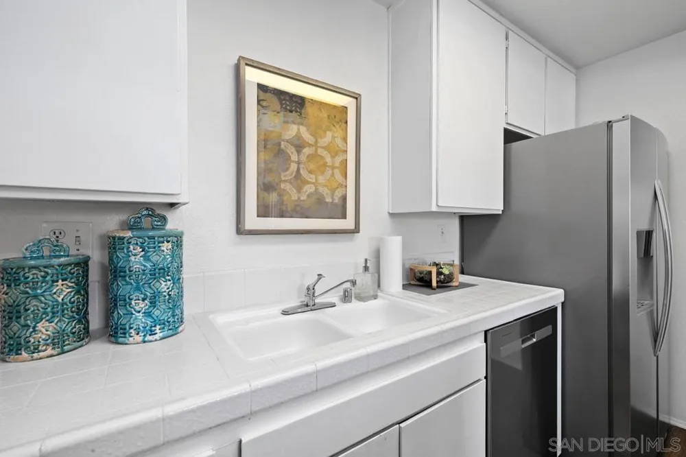 6765 Alvarado Road #5 San Diego, CA 92120