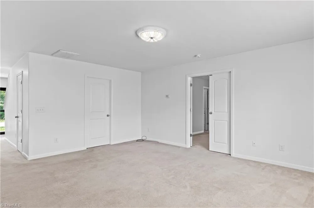 813 Leach Avenue Thomasville, NC 27360