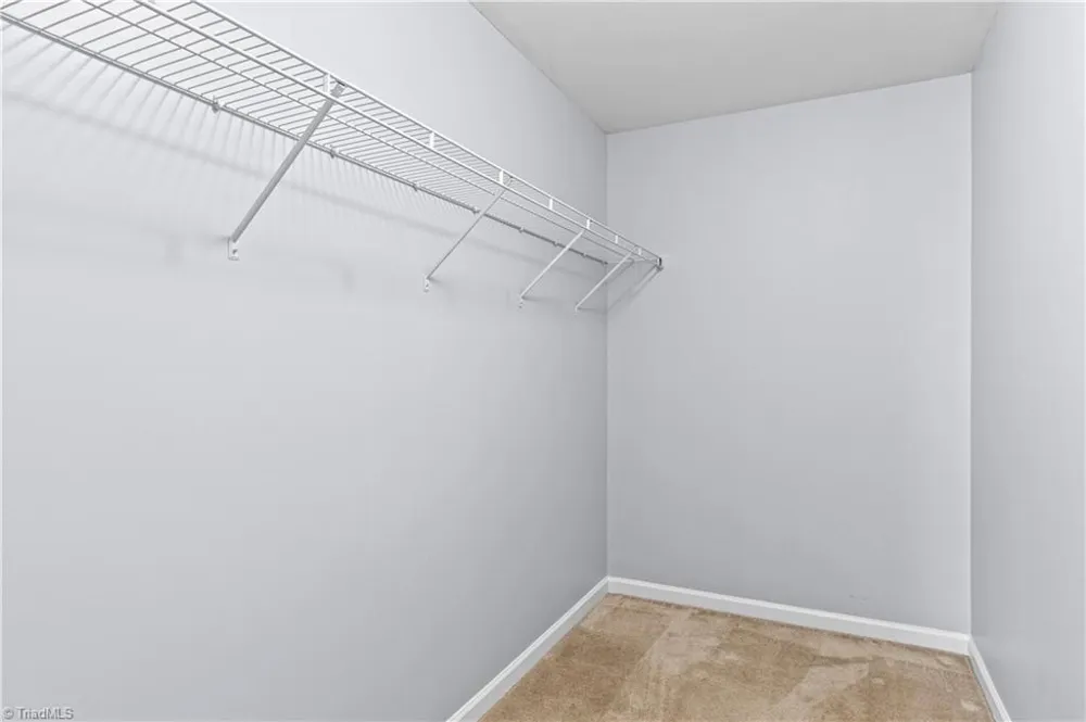 813 Leach Avenue Thomasville, NC 27360