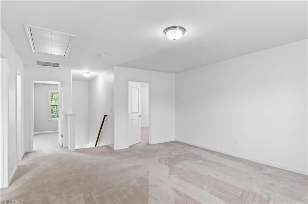 813 Leach Avenue Thomasville, NC 27360