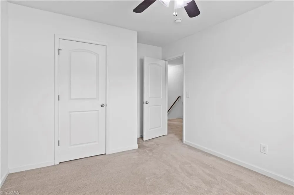 813 Leach Avenue Thomasville, NC 27360