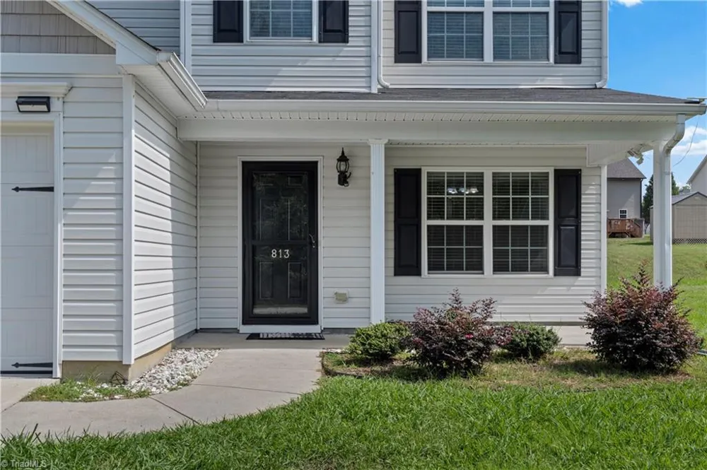 813 Leach Avenue Thomasville, NC 27360