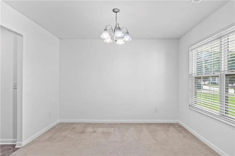813 Leach Avenue Thomasville, NC 27360