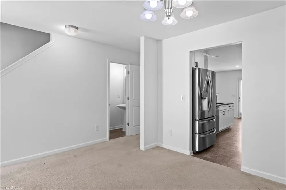 813 Leach Avenue Thomasville, NC 27360