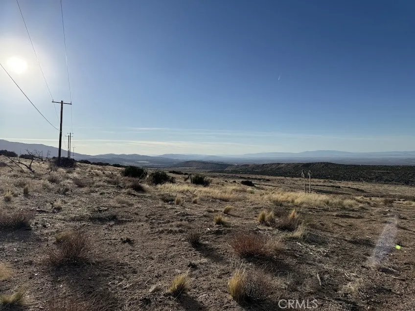 200 Llano, CA 93544