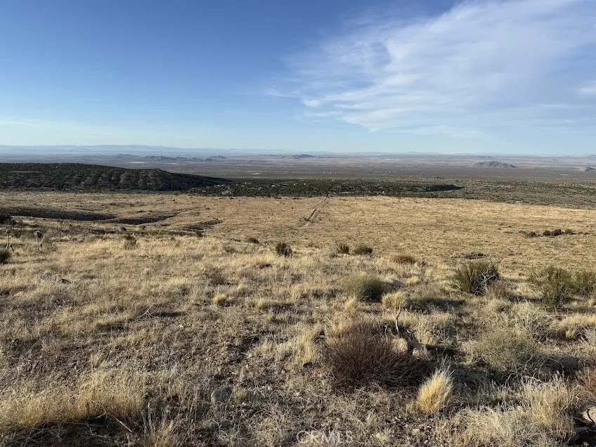 200 Llano, CA 93544