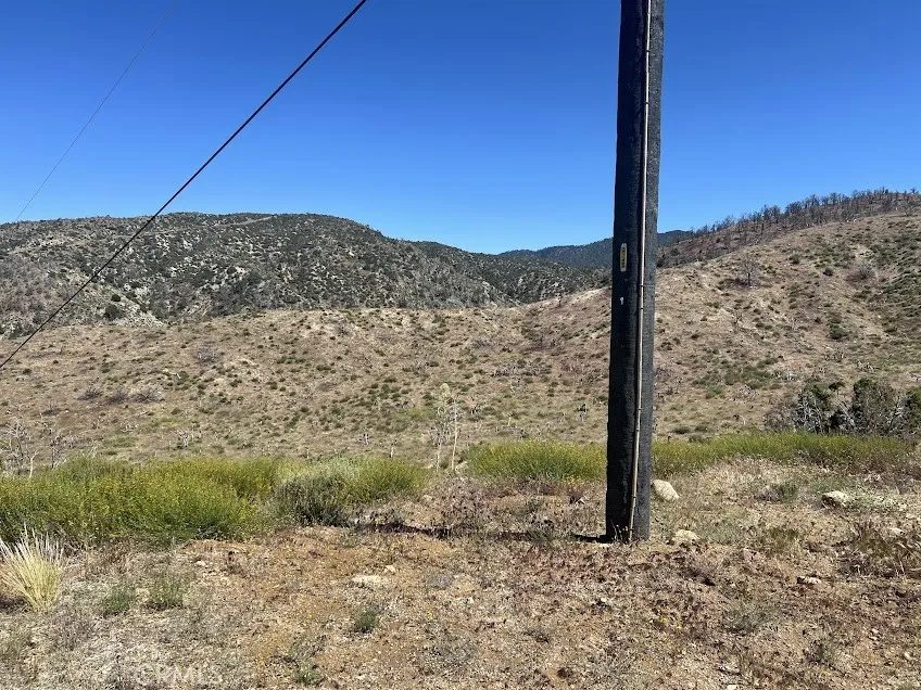 200 Llano, CA 93544