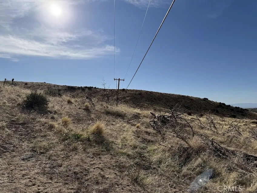 200 Llano, CA 93544