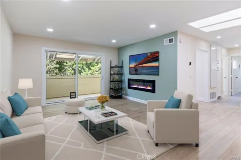 13640 La Jolla