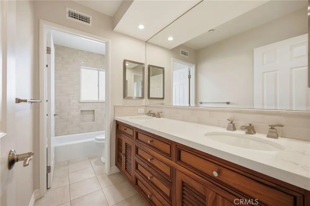 733 Avenida Azor San Clemente, CA 92673
