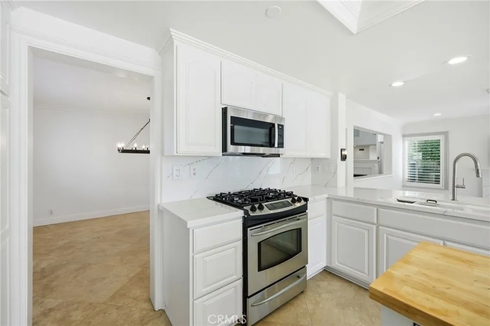 733 Avenida Azor San Clemente, CA 92673