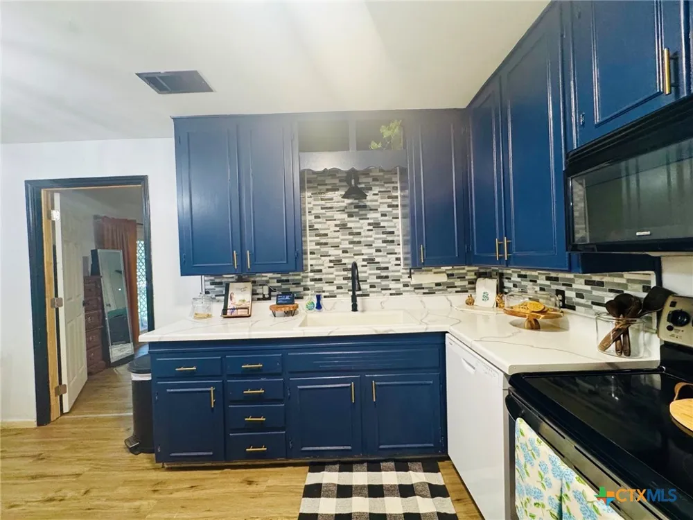 308 S Reagan Street Hamilton, TX 76531