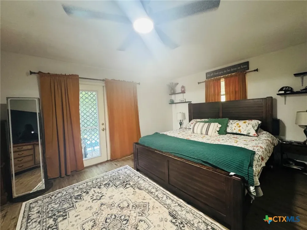 308 S Reagan Street Hamilton, TX 76531