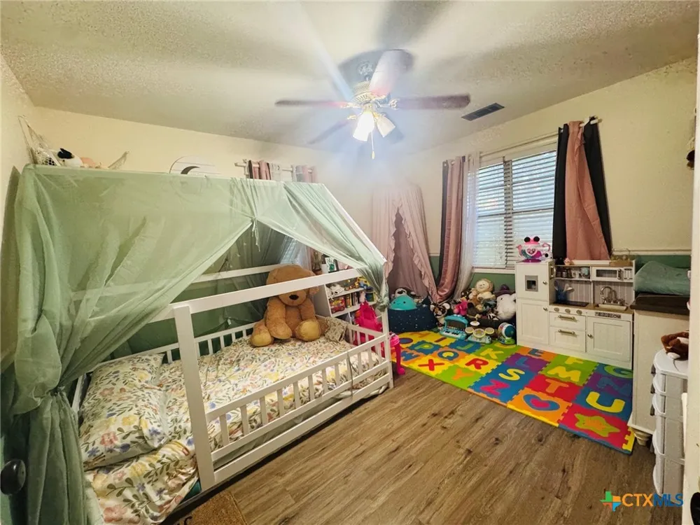 308 S Reagan Street Hamilton, TX 76531