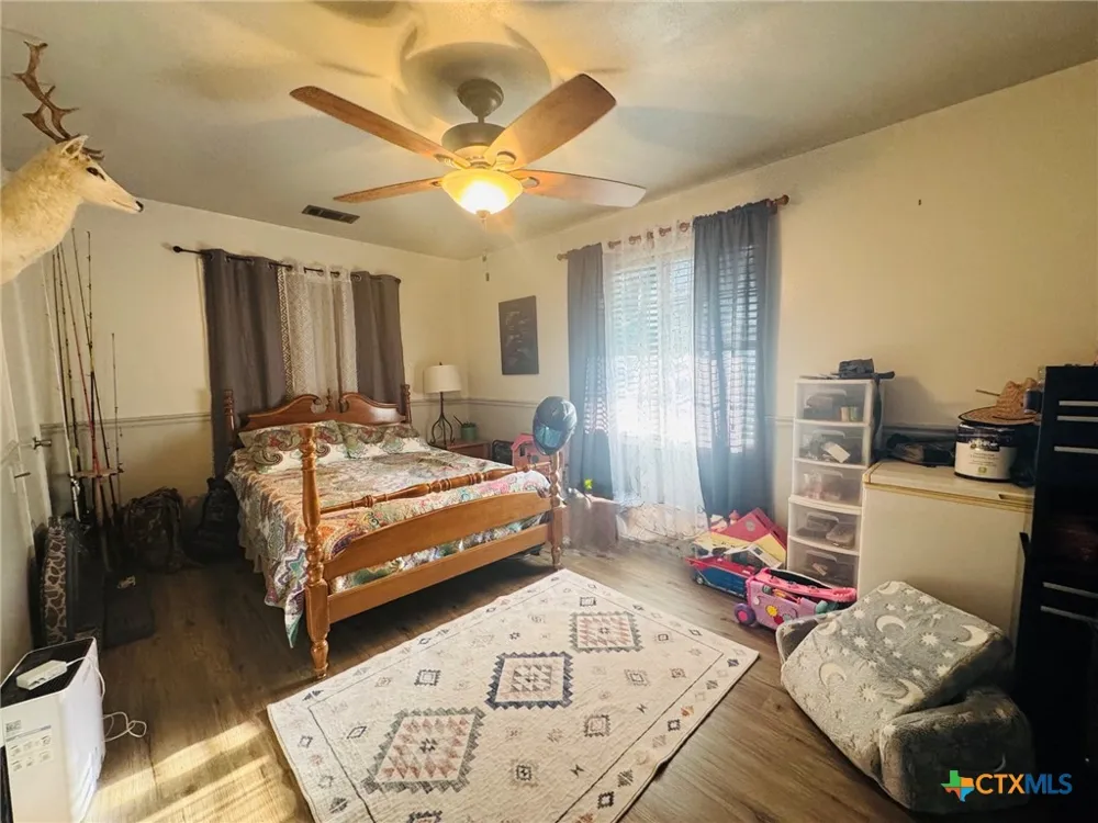308 S Reagan Street Hamilton, TX 76531
