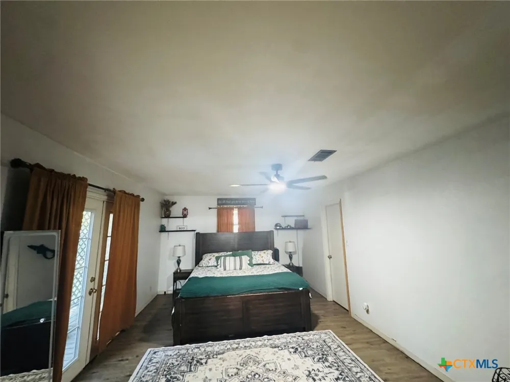 308 S Reagan Street Hamilton, TX 76531