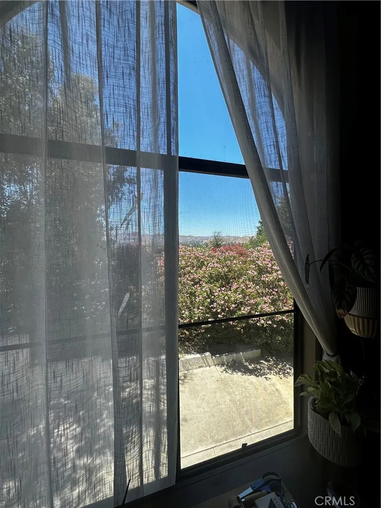 5738 Skyview Way #Unit B Agoura Hills, CA 91301
