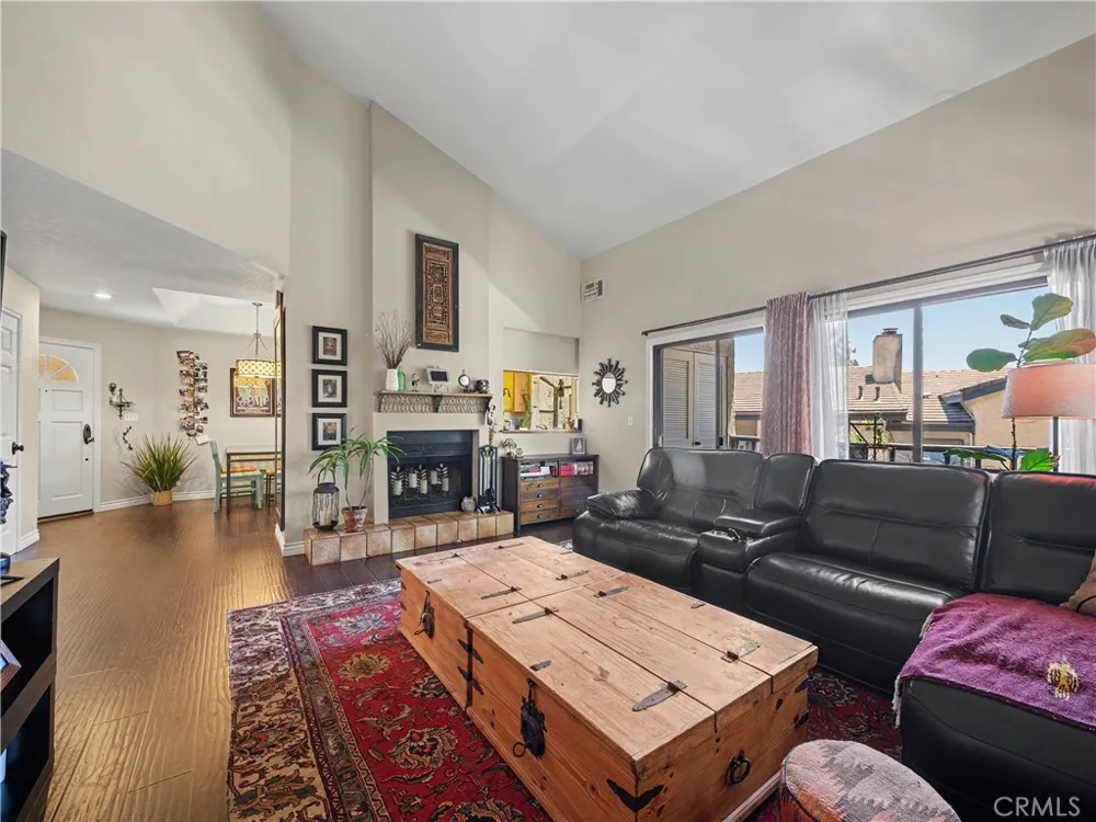 5738 Skyview Way #Unit B Agoura Hills, CA 91301