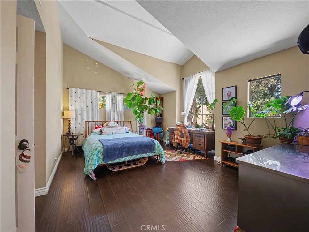 5738 Skyview Way #Unit B Agoura Hills, CA 91301