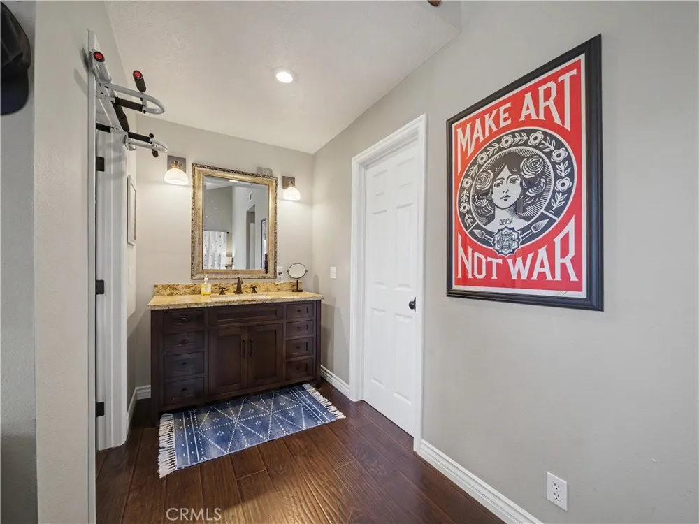 5738 Skyview Way #Unit B Agoura Hills, CA 91301