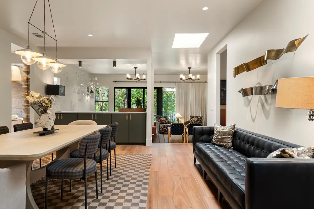 3216 Tarryhollow Drive Austin, TX 78703