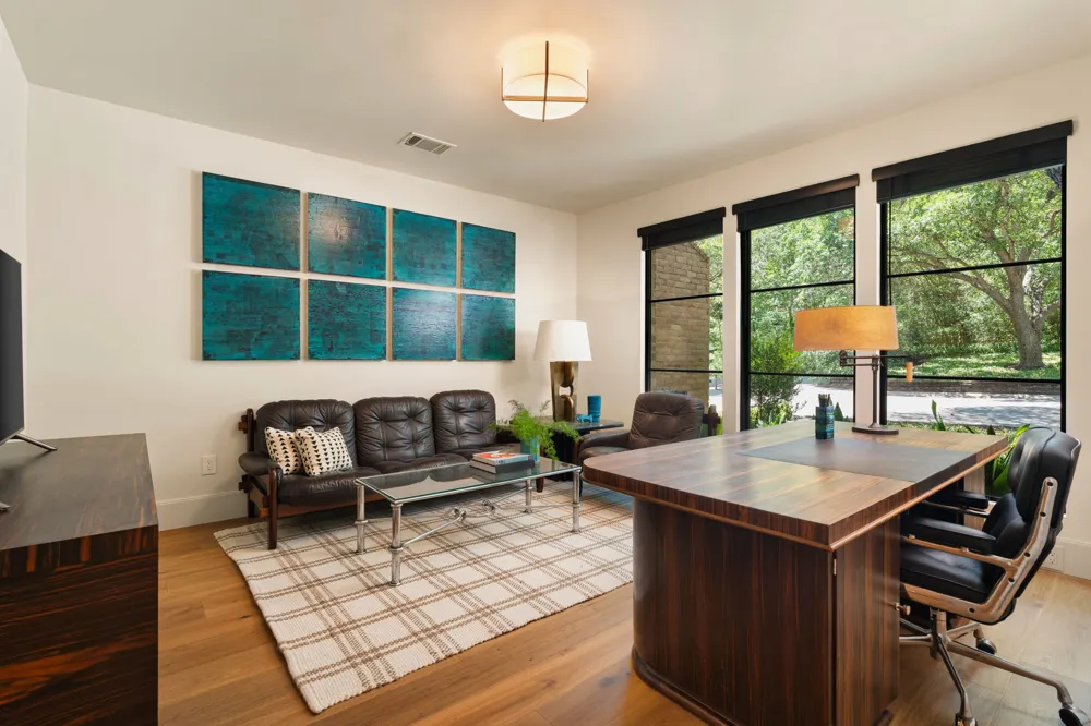 3216 Tarryhollow Drive Austin, TX 78703