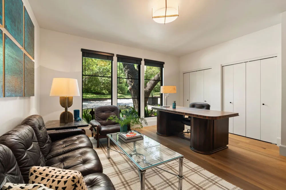 3216 Tarryhollow Drive Austin, TX 78703