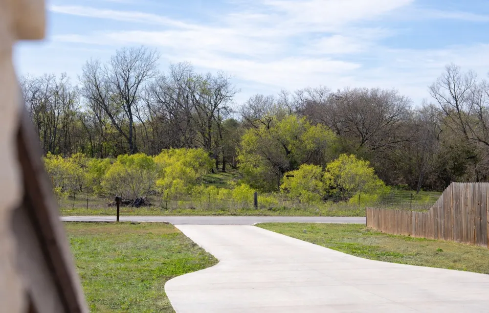 224 Spruce Avenue Luling, TX 78648