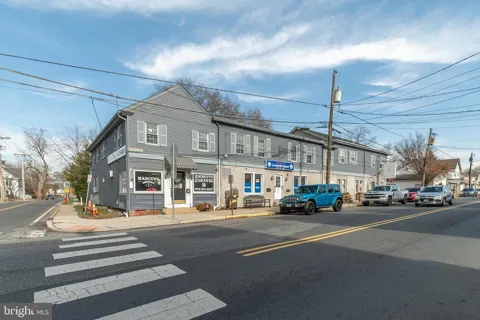 19 MAIN STREET #25A