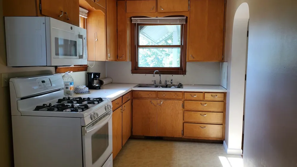 5869 S Mission Road Union Charter Township, MI 48858