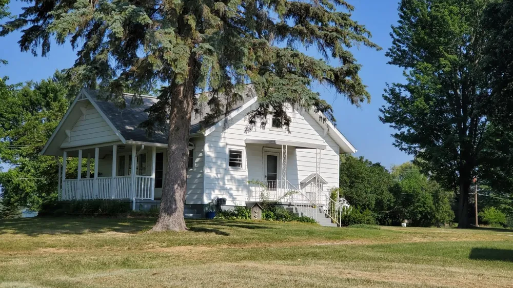 5869 S Mission Road Union Charter Township, MI 48858