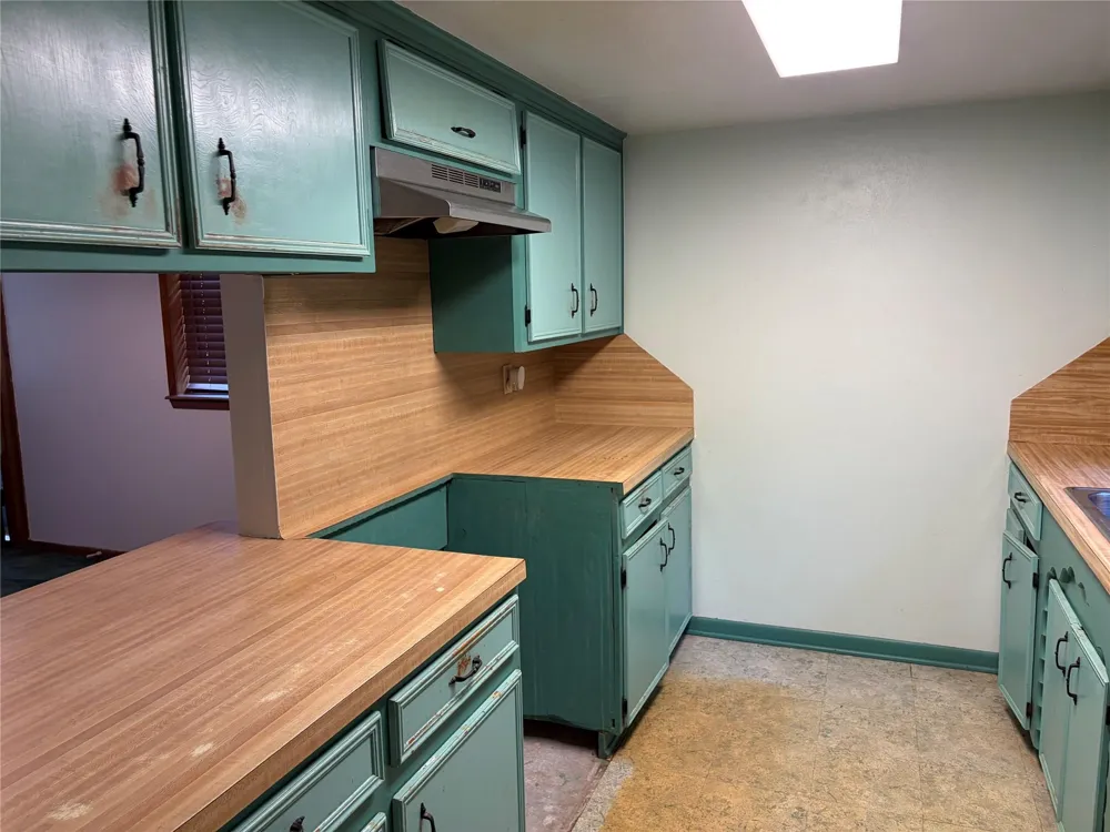 117 Dogwood Trail Bellville, TX 77418